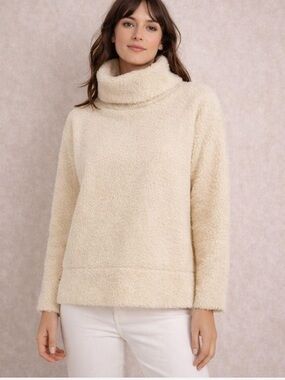 Tuckernuck Rollins Sherpa Pullover Womens
S Tan Cowl Neck Cozy Luxe Chic